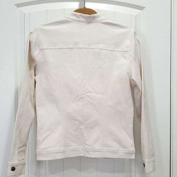 Cabi, Women’s White Denim jacket, Size Small - Picture 4 of 4